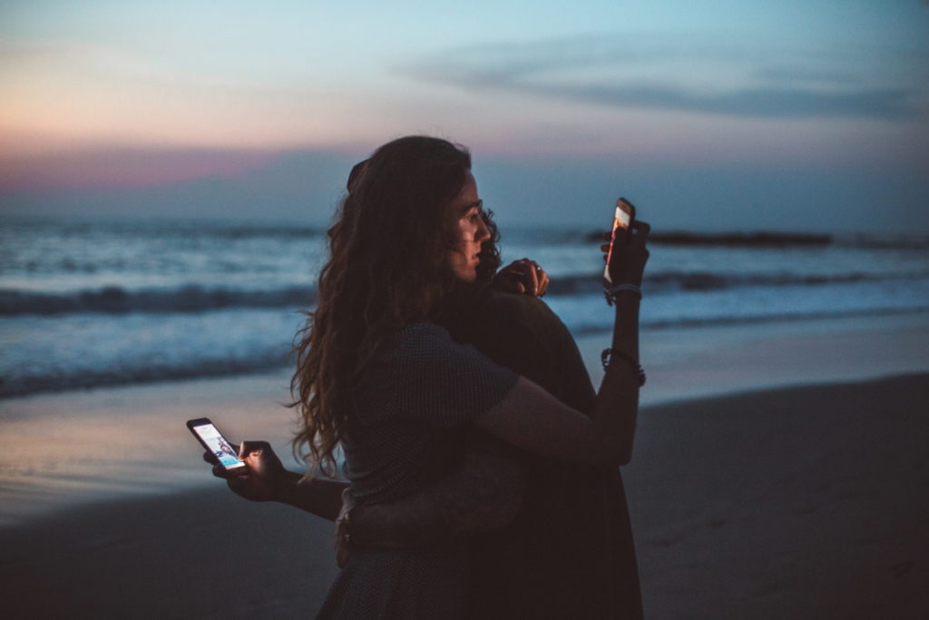 How Tinder Messed up the Economics of Dating
