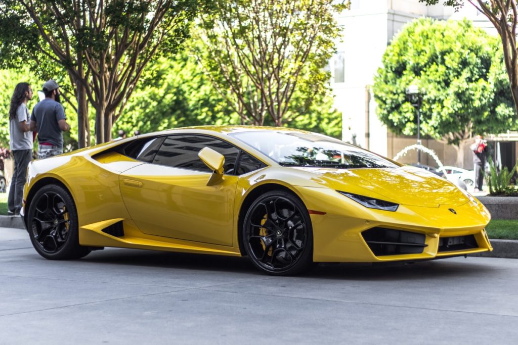 What sets apart the rich What sets apart